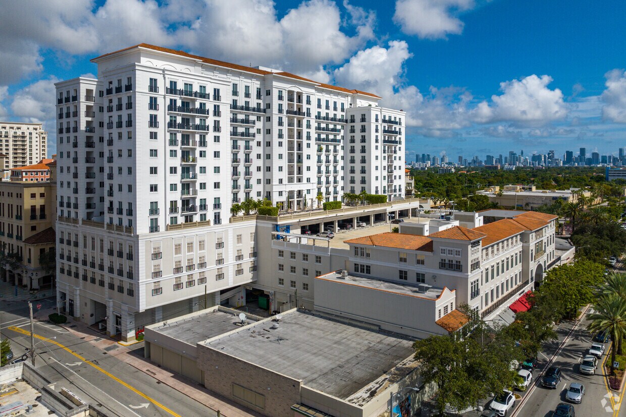 10 Aragon Avenue - Ten Aragon Condominium