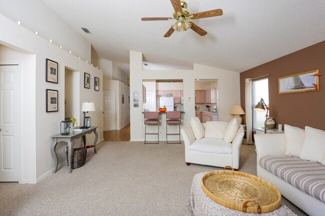 Building Photo - 4888 Sabal Harbour Dr