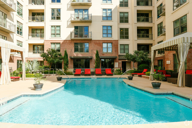 The Belle Meade at River Oaks Apartments - Houston, TX | Apartments.com