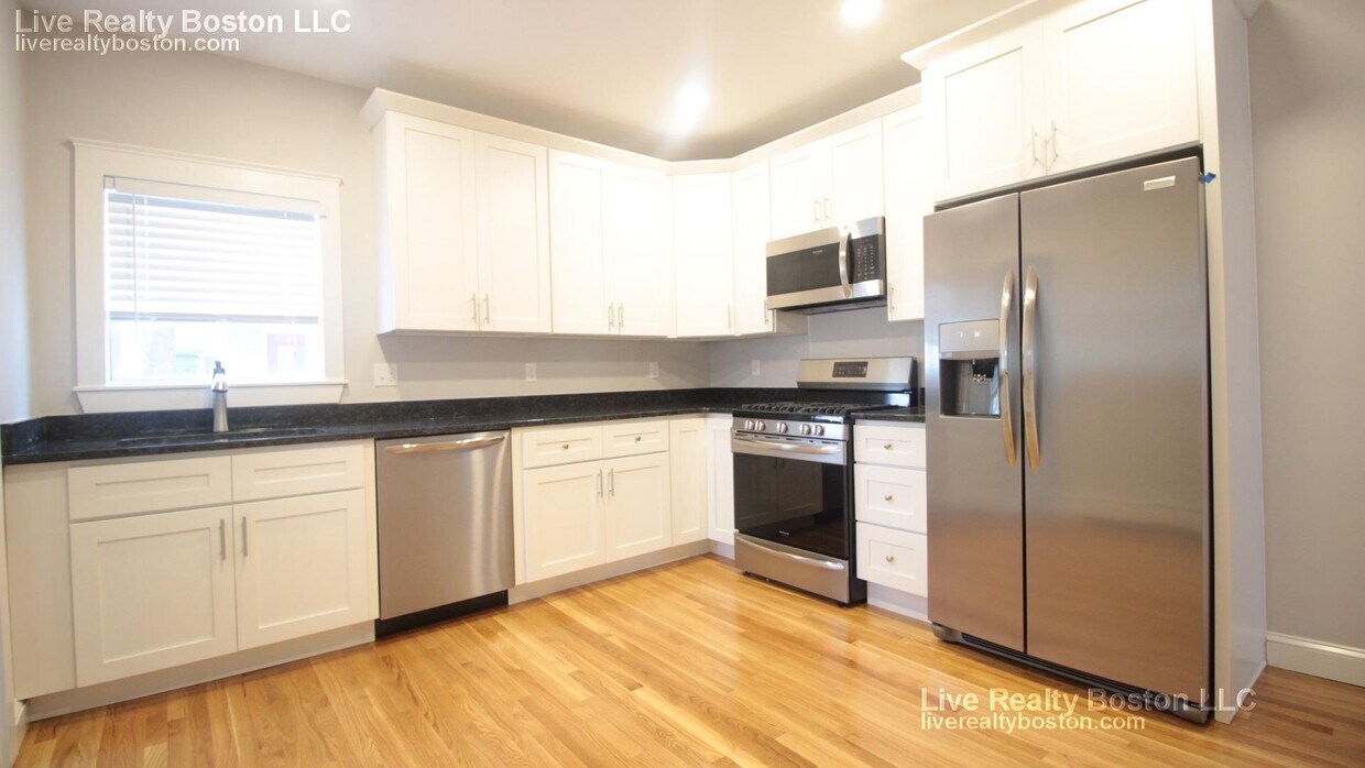 Primary Photo - 1433 Cambridge St
