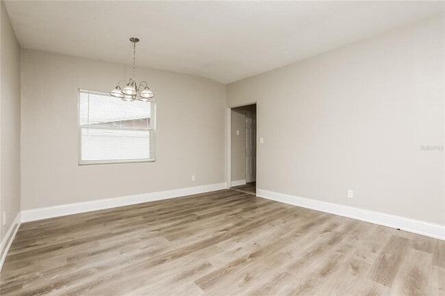 Building Photo - 5415 Alloway St