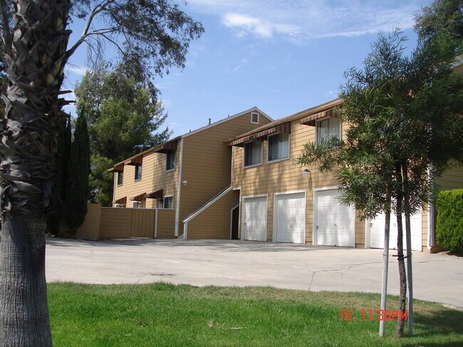Building Photo - 28764 Calle del Lago