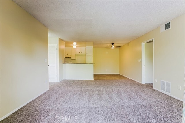 Building Photo - 2501 W Sunflower Ave