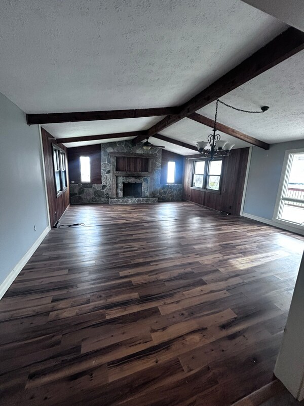 Foto del edificio - 4025 Kenyon Ave