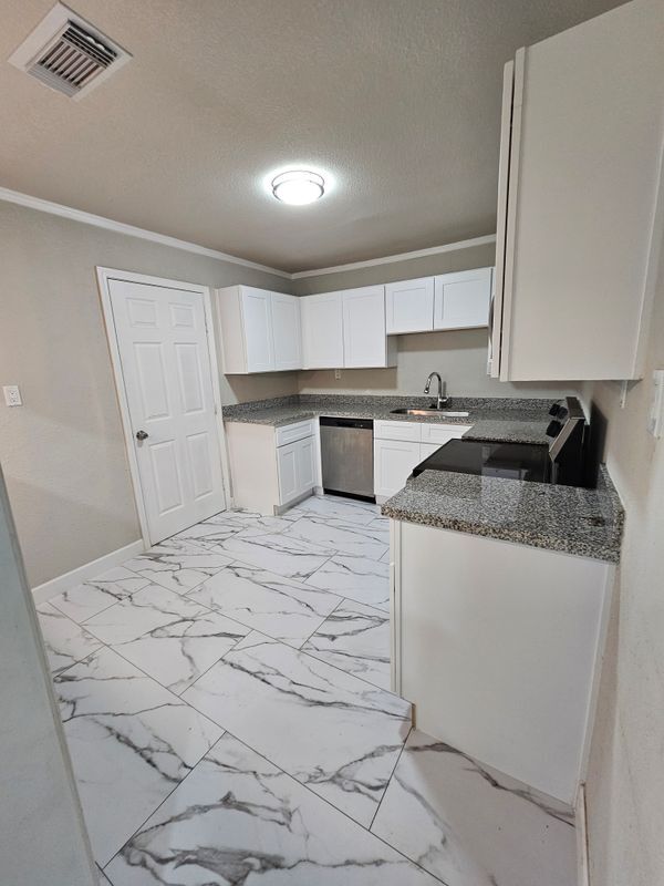 Foto del edificio - 120 Antionette Ln