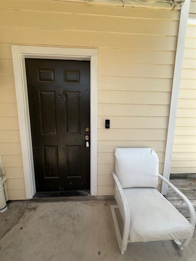 Foto del edificio - 13117 Vickery St