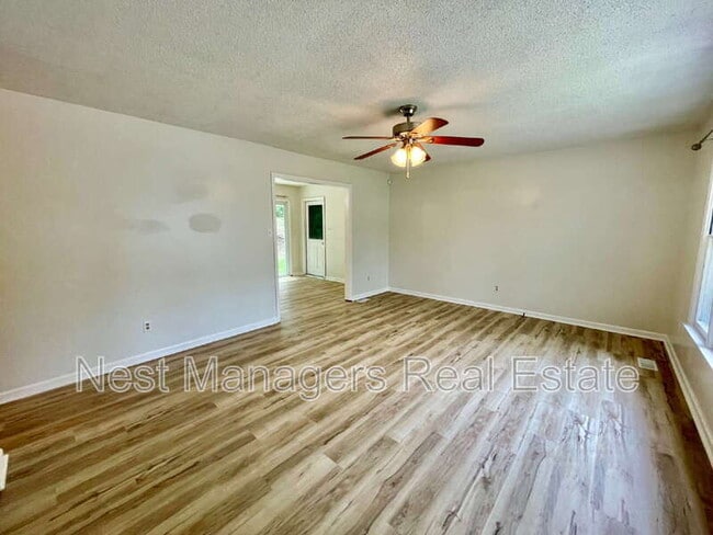 Building Photo - 5513 Glenrock Dr