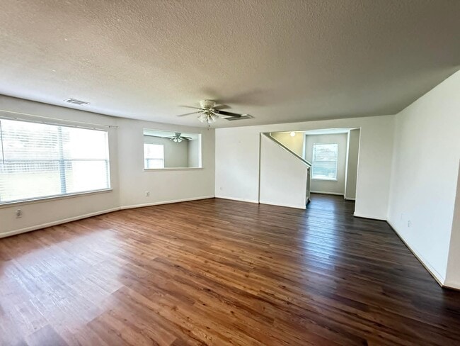 Building Photo - 4710 Meadowthorn Ct