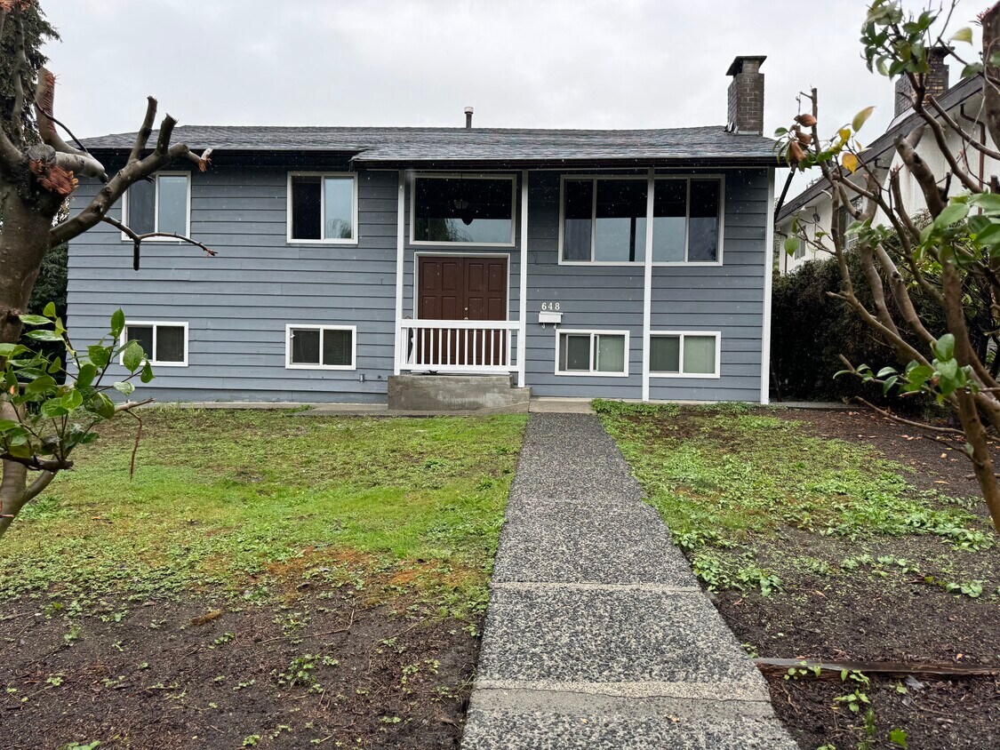 Primary Photo - 2-648 14th St W