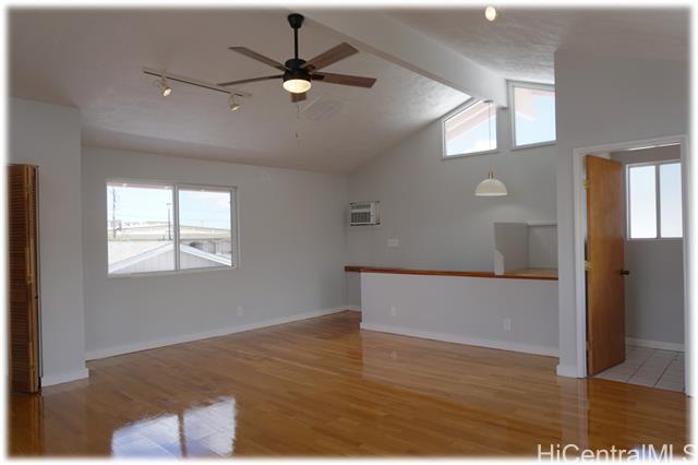 Building Photo - 1009 Rawlins Ln