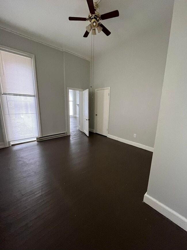 Photo - 911 N 9th St Rd Apartment