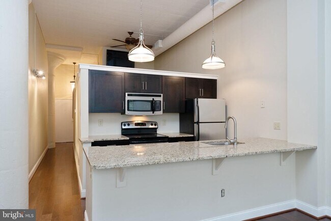 Foto del edificio - 2429-41 Locust St