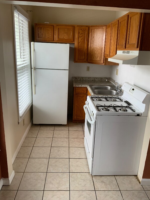 Foto del edificio - 13662 Ohio St