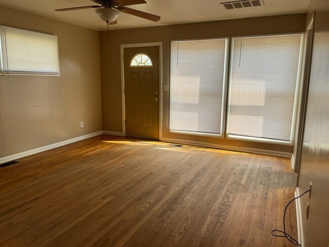 Photo - 1116 E 5th Ave House