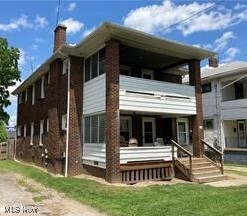 Building Photo - 116 Hilton Ave