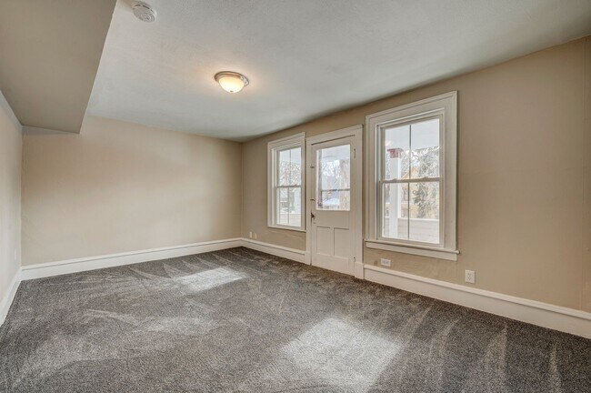 Building Photo - 4200 Whitman Ave