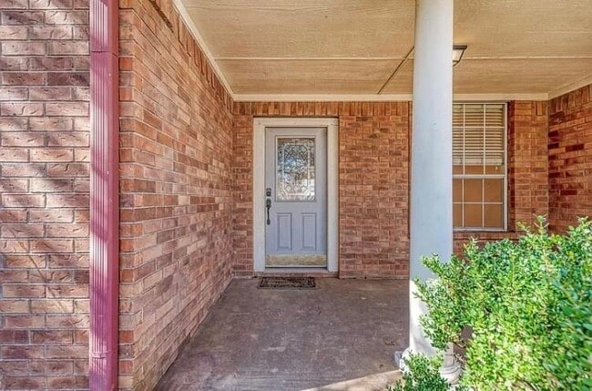 Building Photo - 9437 Lightwood Loop