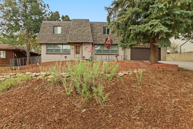 Foto del edificio - 2407 Virgo Dr