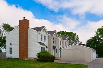 Building Photo - 9242 E Funston Ct