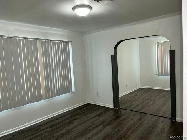 Foto del edificio - 15863 Kentucky St