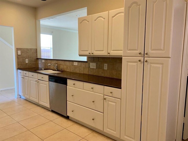 Building Photo - 6656 Sharpstown Green Cir
