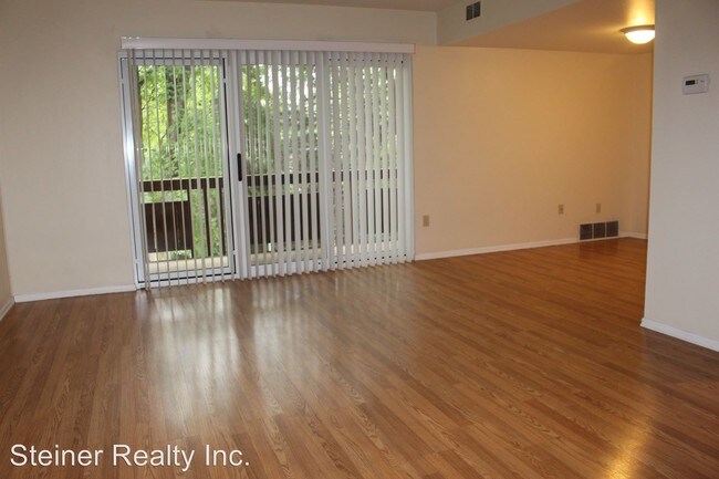 Foto del edificio - 566 S Trenton Ave