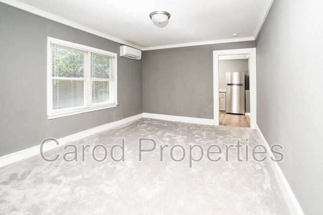 Foto del edificio - 136 Powder St SW