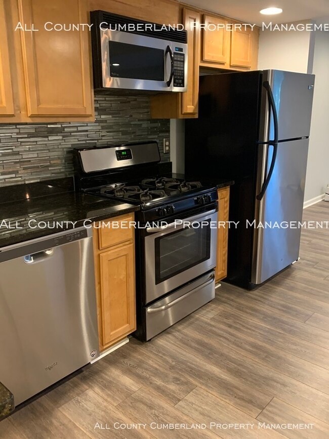 Building Photo - 2017 Powers Ferry Trce SE