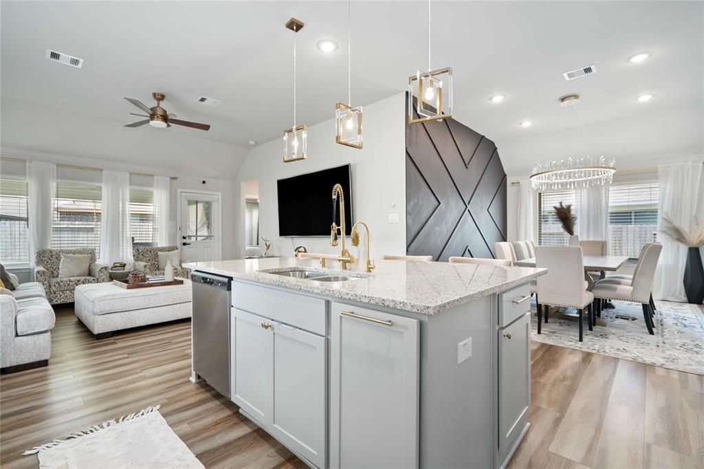 Foto principal - 5042 Chestnut Orch Dr