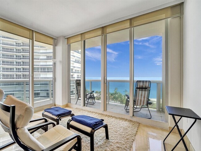 Foto del edificio - 9595 Collins Ave