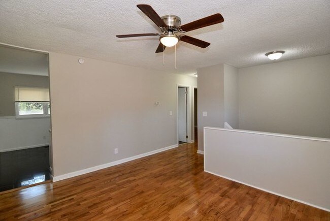 Foto del edificio - 1602 Apple Valley Dr