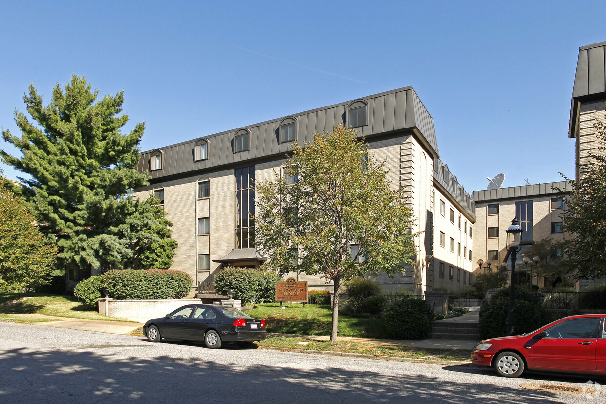 Building Photo - Maryland House Condominiums