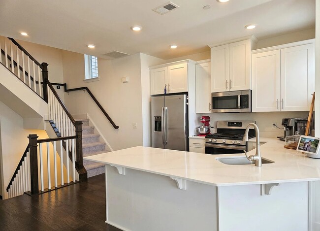 Photo - 45 Harvest Wy Townhome