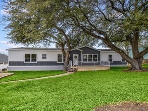 Building Photo - 604 Co Rd 136A