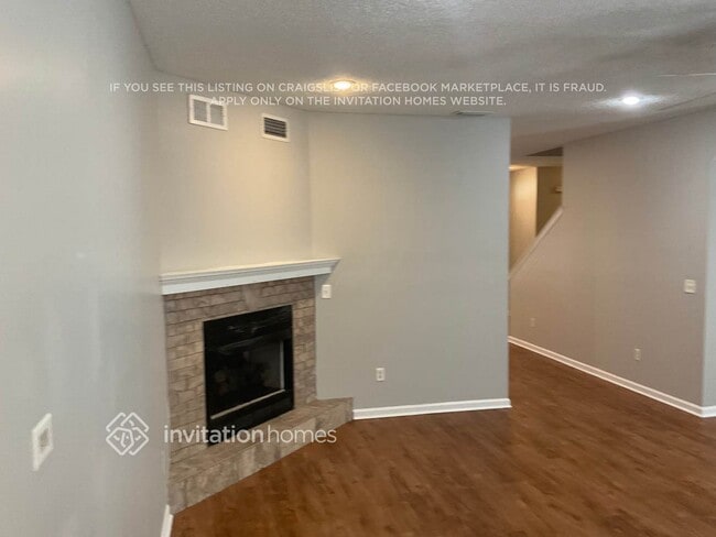 Building Photo - 12162 Autumn Sunrise Dr