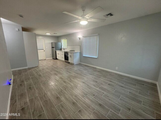 Foto del edificio - 68 S Ashland