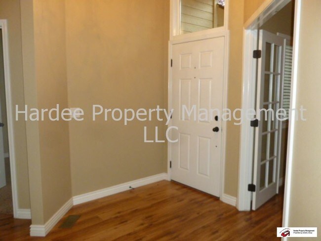 Building Photo - 9856 W Sleepy Hollow Ln