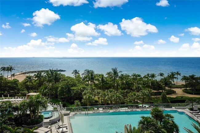 Foto del edificio - 10295 Collins Ave