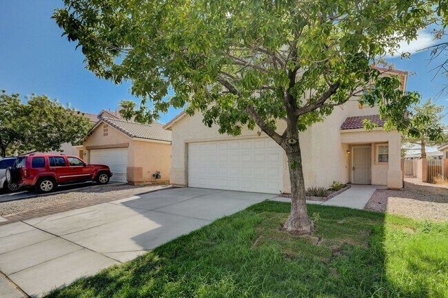 Building Photo - Beautiful Two-Story Home