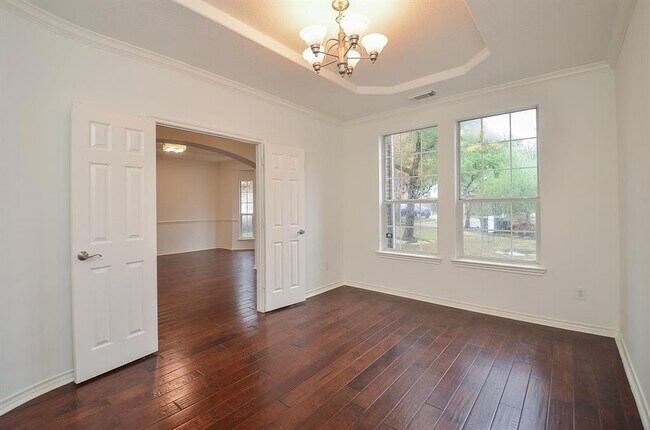 Building Photo - 17031 Feather Fall Ln