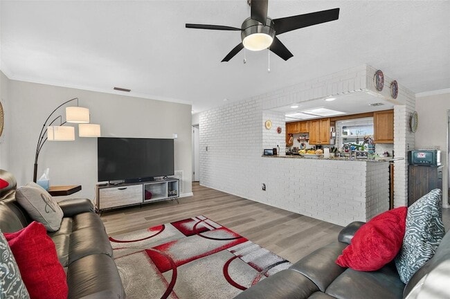 Foto del edificio - 11761 80th Ave