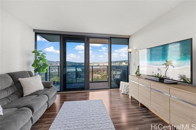 Living Room - 600 Ala Moana Blvd