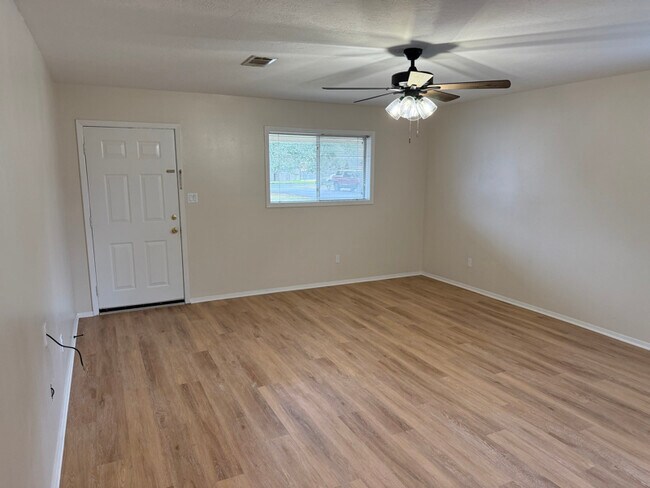 Foto del edificio - 2023 Pine St