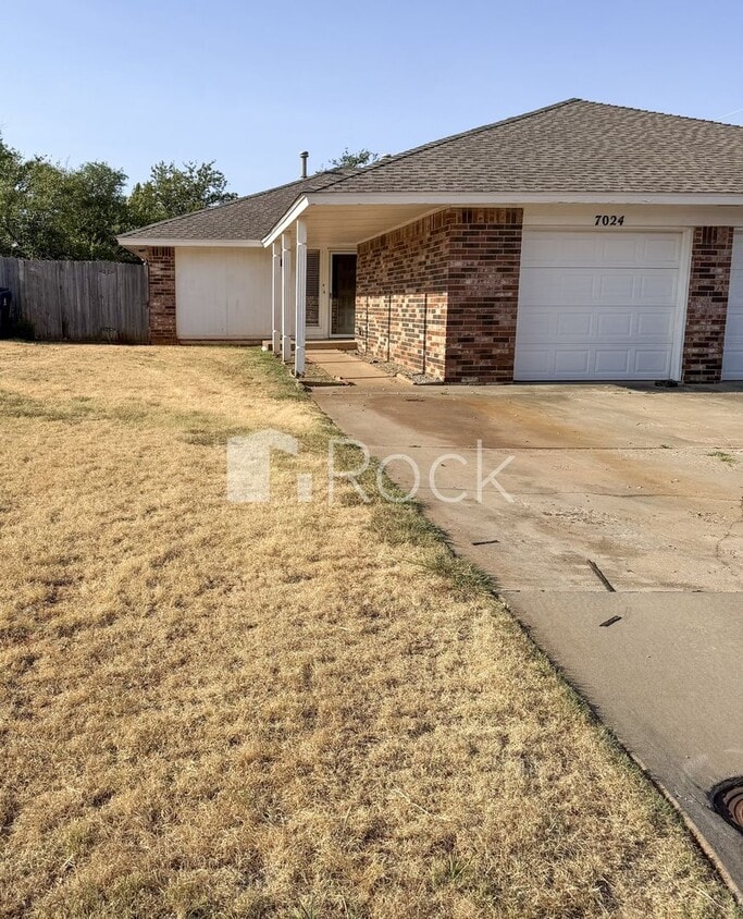 Photo - 7024 Woodlake Dr