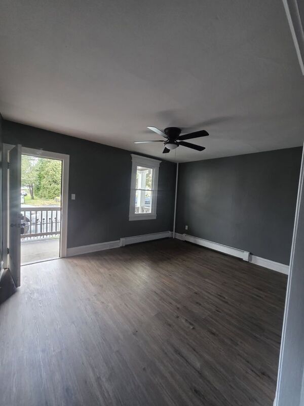 Building Photo - 532 Alder St