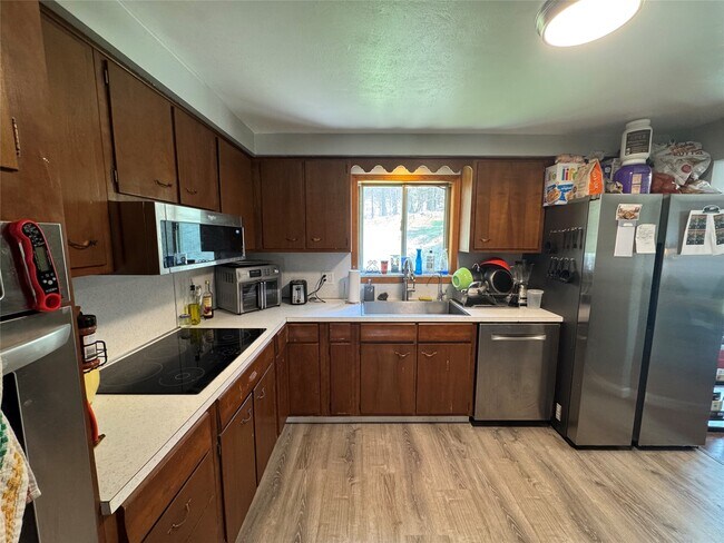 Foto del edificio - 4520 Marshall Dr W