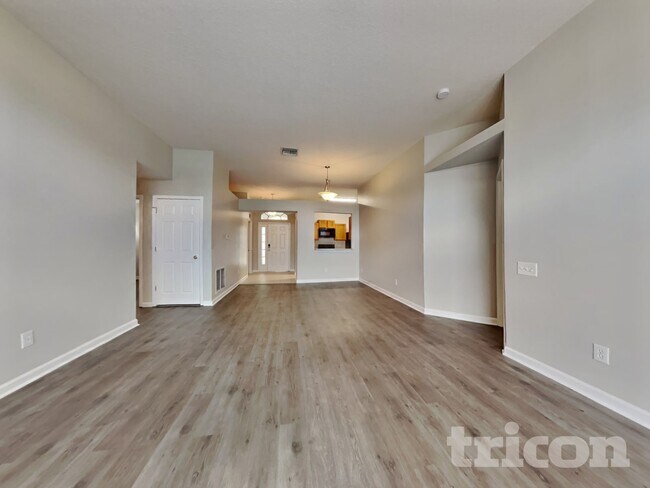 Building Photo - 12329 Cedarfield Dr