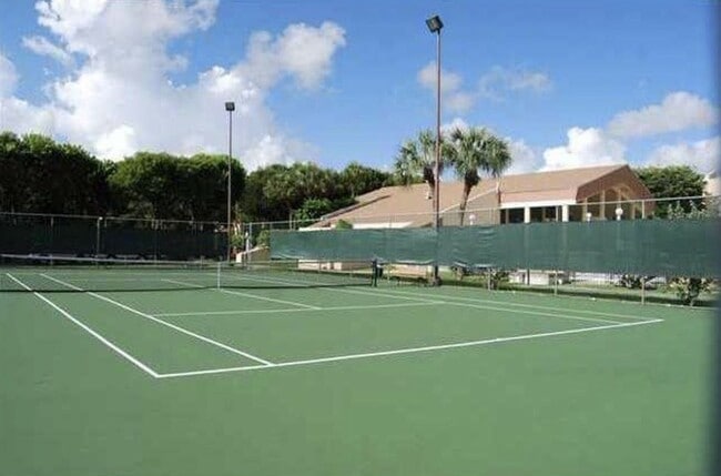 Foto del edificio - 14211 SW 88th St