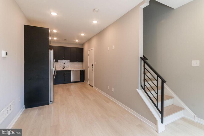 Foto del edificio - 2428 Jasper St