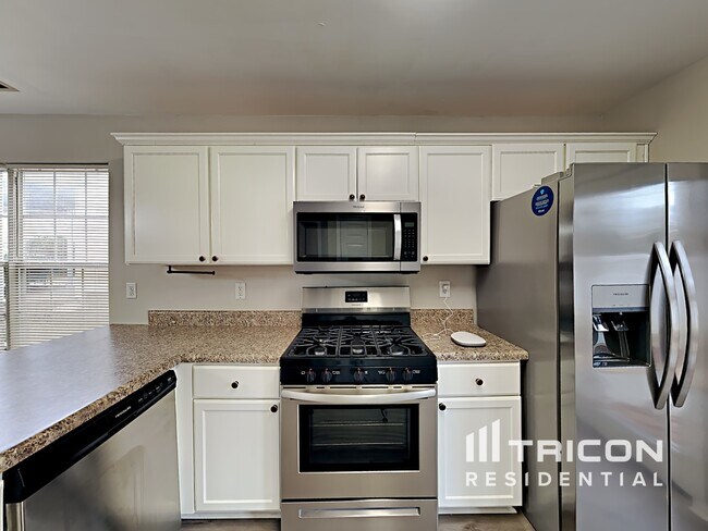 Foto del edificio - 249 Woodland Way